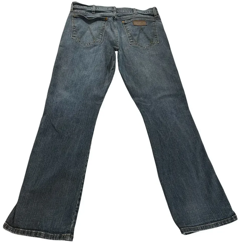 Wrangler Retro Relaxed Fit Boot Cut Jeans Mens 32x31 Blue Light Stretch